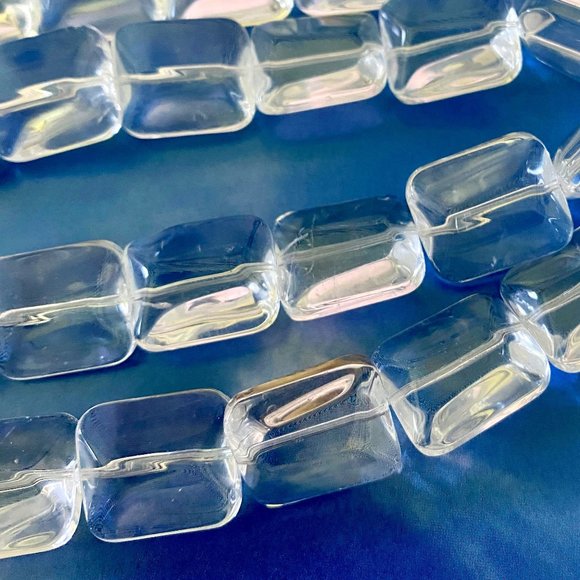 💎BEADS💎 Clear Faceted Rectangle Pillow Glass Beads 12x15x6mm (15) - Picture 4 of 4